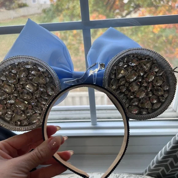 Disney Cinderella ears - Picture 1 of 4